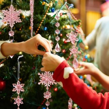 Imagem de 10 peças de enfeites de Natal de cristal para decoração de árvores, enfeites de acrílico para pendurar no gelo de floco de neve com pingentes de gota para decoração de candelabro do país das