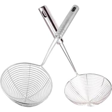 Imagem de Conjunto de coador de escumadeira | Pacote com concha de filtro de aranha de tela de arame de 5.1 – 14.0 cm (14 cm) e 6.3" (16 cm) com cabo longo, colher de filtro de óleo de gordura e alimentos para