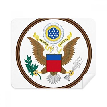 Imagem de 2 peças de tecido de camurça com emblema nacional dos Estados Unidos