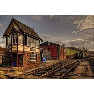 Imagem de AOFOTO Pano de fundo de trilho de trem antigo de 3 x 2,4 m de fundo vintage estação ferroviária fundo de fotografia selvagem oeste locomotiva ferroviário casa adulto homem menino retrato artístico