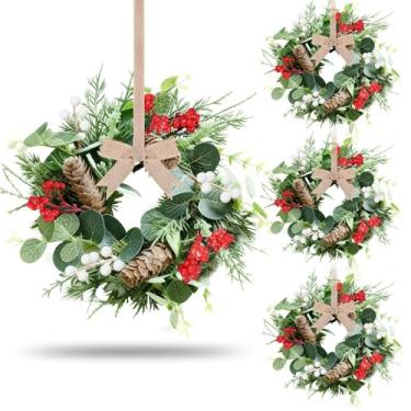 Imagem de 4 peças de anéis de vela de Natal, mini guirlanda de pinheiro, eucalipto artificial e cedro nevado, castiçais para pendurar com bagas vermelhas e pinhas para mesa central, porta, janela, cadeira de