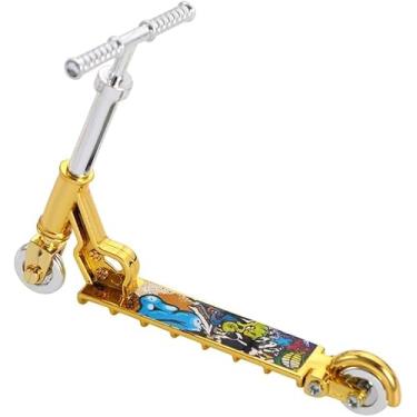 Imagem de Galepromot Gold Mini Two Wheel Tiny Fingerboard Scooters, Mini Finger Skateboards, Finger Scooter Fingertip Movement Skateboard for Finger Training Finger Boards and Finger Bikes