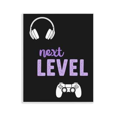 Imagem de Stupell Industries Next Level Headset & Controller Wall Plaque Art, design por Christine Simpson Art, 14 x 11