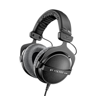 Imagem de Fones de ouvido de estúdio over-ear beyerdynamic DT 770 PRO de 80 Ohm em cinza. Design fechado, com fio para gravação e monitoramento profissional