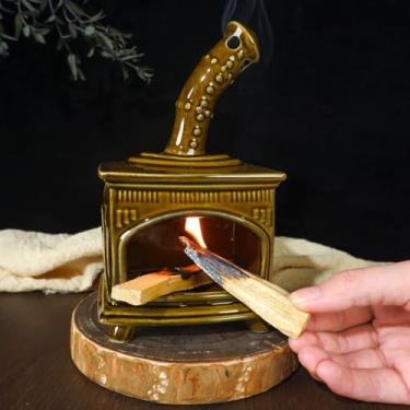 Imagem de MOUGIGI Suporte de cerâmica verde escuro e queimador de incenso feito à mão - Acessório compacto de meditação para queima de palitos e cones de Palo Santo - Presente de decoração de casa inspirado em