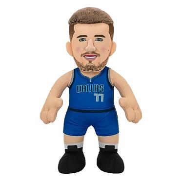 Imagem de Bleacher Creatures Boneco de pelúcia Dallas Mavericks Luka Doncic 25,4 cm NBA – Um superstar para brincar ou exibir