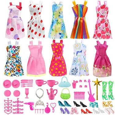 Kit 15 Looks Roupinhas Sortidas Para Barbie - Rose Roupas De Bonecas - Roupa  de Boneca - Magazine Luiza