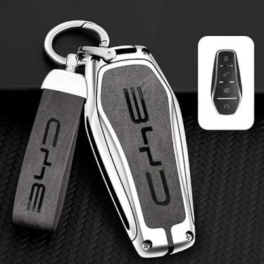 Imagem de Capa de Chave Premium BYD, Capa Protetora para Chave de Carro em Liga de Zinco e Couro – Case com Chaveiro e para BYD Qin Plus DMI, Atto 3, Han EV e Dolphin (Prata Cinza)