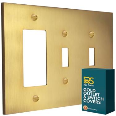 Imagem de Rio Salto The Forge Collection – Capa de placa de parede de metal dourado, placa de interruptor combo de 3 gangos (balancim + alternador), tampa de tomada de latão escovado com parafusos
