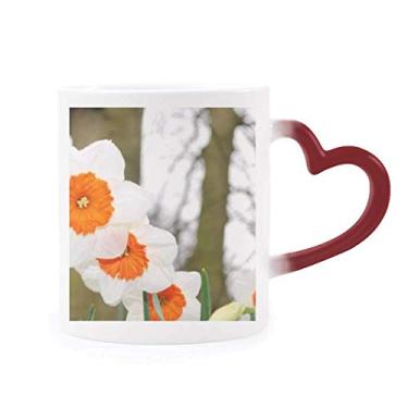 Imagem de Caneca vermelha e branca de flores árvores sensível ao calor Caneca de grés que muda de cor vermelha