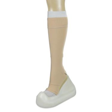 Imagem de Meia Compressiva 3/4 Varimed Kit Úlcera Venosa Com Zíper Sem Ponteira