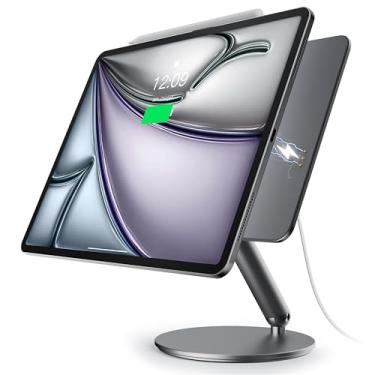 Imagem de LULULOOK Suporte magnético de carregamento sem fio para iPad Pro 12,9 3º/4º/5º/6º, suporte de braço dobrável de liga de alumínio com base giratória de 360° para iPad Air de 13 polegadas M3 (2025)/M2