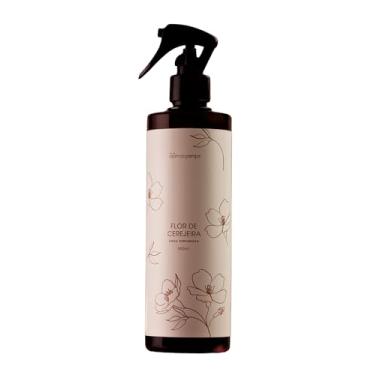 Imagem de Ateliê Capim do Pampa Água Perfumada, Flor de Cerejeira, 500ml, Fragrância Floral e Frutada, Frasco Âmbar com Válvula Spray, Perfuma Tecidos e Ambientes