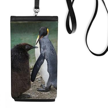 Imagem de Bolsa carteira para celular com imagem de natureza do pinguim da Antártica para pendurar no bolso preto