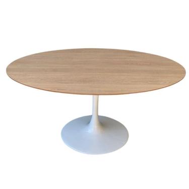 Imagem de Mesa De Jantar Tulipa Saarinen 160x90cm Base Branca Tampo Jade