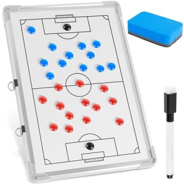 Imagem de Prancheta magnética de treinamento de futebol para treinadores apagáveis a seco, quadro de estratégia de treinamento apagável a seco com caneta magnética de peças de xadrez, placa de treinamento de