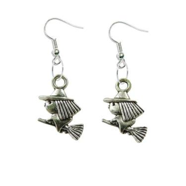 Imagem de Brincos Bruxinha Vassoura Voando Anzol de Aço Inoxidável - RECANTO AST