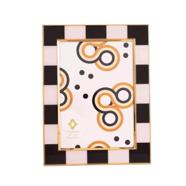 Imagem de Concepts Porta-retrato esmaltado retrô quadriculado preto e branco 20 x 25 cm com vidro transparente HD, molduras extra duráveis – tela pendurada na parede/mesa verticalmente ou horizontalmente