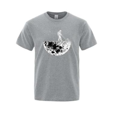 Imagem de Camiseta Masculina Oversize De Algodão Com Estampa Divertida De Astron