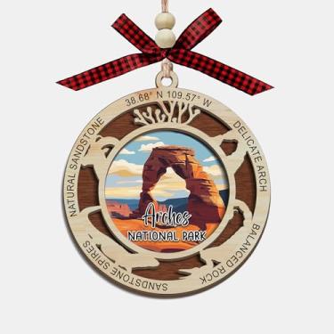Imagem de Lerime66 Enfeite de Natal do Parque Nacional dos Arcos, design de corte a laser de madeira de 2 camadas, decoração de árvore de férias, presente de lembrança de viagem, arcos de rocha vermelha e