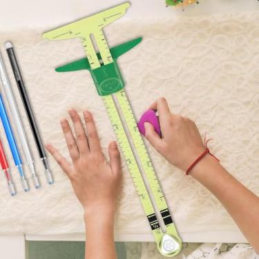 Imagem de Medidor de costura deslizante 5 em 1 e régua acolchoada - Ferramenta de medição multifuncional em forma de T - Suprimentos essenciais de costura e patchwork para iniciantes e especialistas