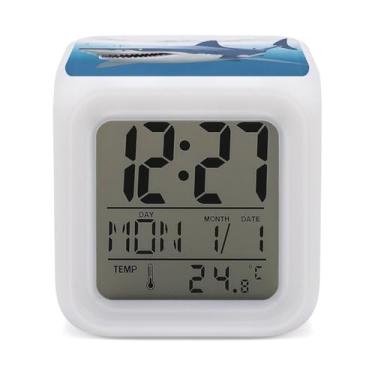 Imagem de RTFGHJS Despertador, tubarão branco, colorido, despertador pequeno, visor de LED, despertador digital, relógio compacto, relógio eletrônico para quartos, cabeceira, mesa, prateleira, tamanho único