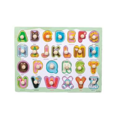 Imagem de Alfabeto de madeira e quebra-cabeça numérico para o aprendizado de cri