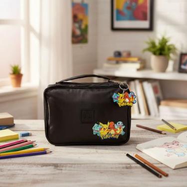 Imagem de Estojo Pokemon Pikachu Quadrado Escolar Infantil Meninos - GAC VARIEDA