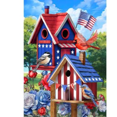 Imagem de Briarwood Lane Bandeira de jardim Home of the Free Birdhouses