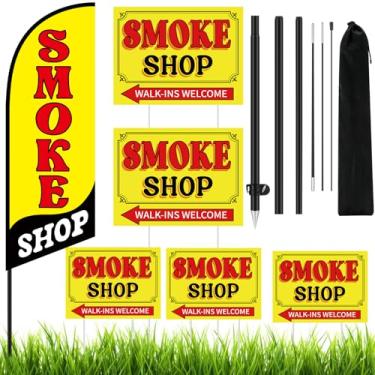 Imagem de SmoothNovelty O kit de mastro de penas Smoke Shop inclui bandeira de 2,1 m com mastros, 5 peças de placa de fumo e 10 peças de estaca de chão para decoração de lojas externas