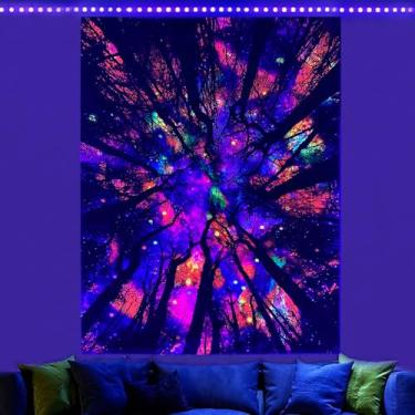 Imagem de Tapeçaria de silhueta de floresta de galáxia de luz negra para quarto, céu noturno, tapeçaria de teto para decoração de quarto, tapeçarias de estrelas da floresta escura que brilham no escuro