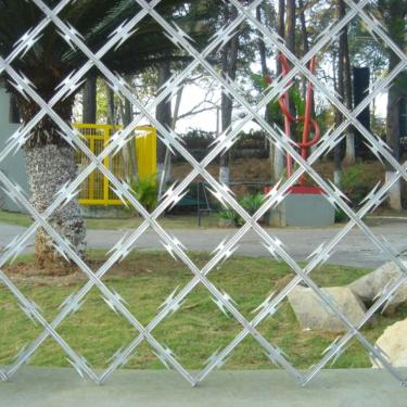 Imagem de Rede Laminada Para Proteção De 2x1m - 912 - Dr. Espeto Rede Laminada 2 X 1m Espeto - 912 - Dr. Espeto