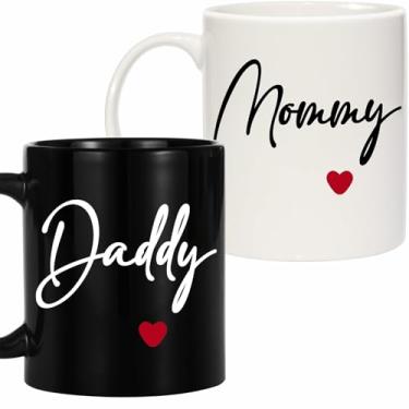 Imagem de ZingSurp Conjunto de canecas Mommy and Daddy 325 ml para pais presente de cerâmica para chá de bebê, Natal, Dia das Mães, Dia dos Namorados, Dia dos Pais, aniversário