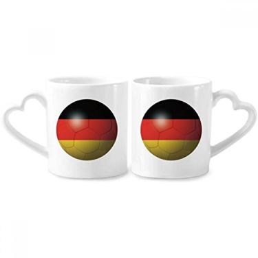 Imagem de Conjunto de canecas de porcelana para casais de futebol com bandeira nacional da Alemanha e coração