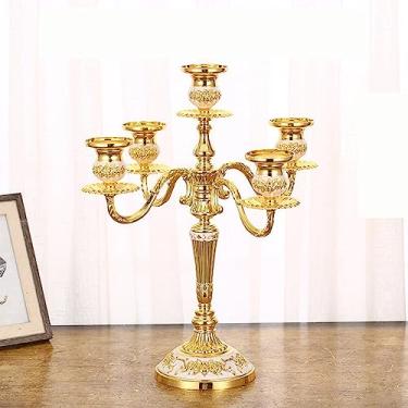 Imagem de Castiçal de casamento dourado à luz de velas romântico retrô E enfeites de decoração de metal