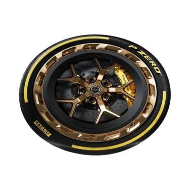 Imagem de Tapete De Borracha Antiderrapante Com Acento Dourado Para Roda De Carr