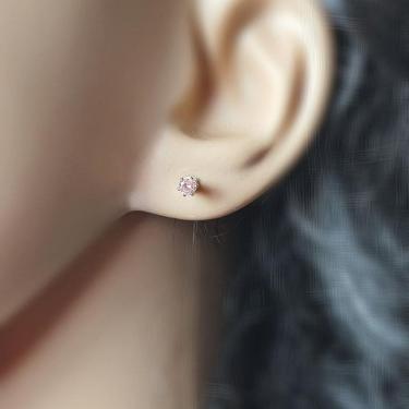 Imagem de Brinco Lonely Three Solitário Cristal Folheado A Ouro 18K