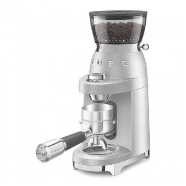 Imagem de Moedor de café elétrico Smeg inox para espresso com mós cônicas em inox, 30 ajustes de moagem e funil 250g, 110V