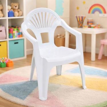 Imagem de Poltrona Infantil Plástica Branca Resistente com Apoio de Braços – Cadeira Infantil Empilhável, Suporta até 15kg, Ideal para Casa, Escola e Creche