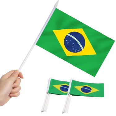 Imagem de Bandeira Brasil Stick, ANLEY Mini Bandeira HandHeld brasileira de 5x8 polegadas com Poste sólido branco de 12 "- Cor vívida e resistente ao desbotamento - Bandeiras manuais de vara