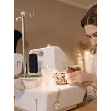 Imagem de Linha de costura de nylon de 328 metros, linhas de costura pretas de 0,8 mm, cordão de costura manual multiuso para alfaiataria de máquina manual, emergência e viagens, faça você mesmo e artesanato em