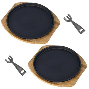 Imagem de Conjunto de 2 pratos redondos de ferro com bandeja de madeira, clipes resistentes ao calor para grelhar e teppanyaki, fácil de limpar, ideal para bifes