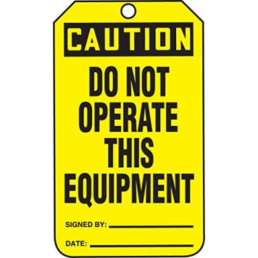 Imagem de Accuform Signs MDT684CTM PF-Cardstock Jumbo Tag, legenda: "Caution DO NOT Operate This Equipment", 21 cm de comprimento x 9,5 cm de largura x 0 cm de espessura, preto em amarelo (pacote com 5)