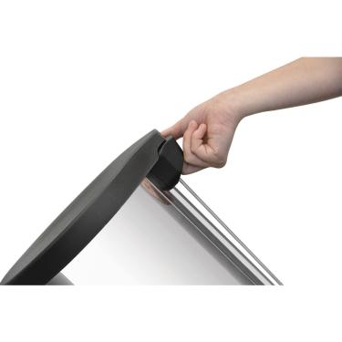 Imagem de Lixeira com Pedal New Tramontina em aço inox com Acabamento Polido 12 L