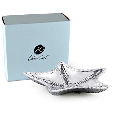 Imagem de Bandeja de alumínio de Arthur Court Starfish Vanity, organizador de mesa, catchall, valet, mesa-de-cabeceira ou cômoda para servir lancheira – decoração do oceano 17,78 cm x 20,32 cm