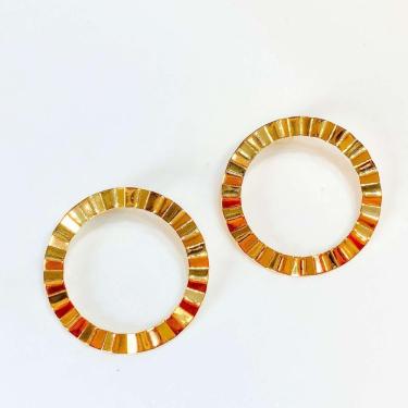 Imagem de Argola Grande Frontal - Banhado em Ouro 18k