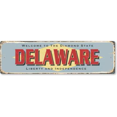 Imagem de SmartSign Placa de metal vintage estado de Delaware de 4 x 14 polegadas "Welcome To The Diamond State", alumínio à prova de ferrugem de 40 mil com sobretudo transparente, decoração de parede retrô, multicolorido