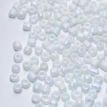 Imagem de Miçanga Branca Perolada 6/0 4mm - 620 peças - 50g - La Mode Arte e Cri