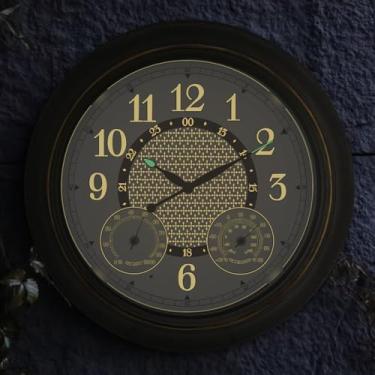 Imagem de JoFomp Relógio externo iluminado de 45 cm à prova d'água, relógio de parede grande de metal com temperatura e umidade, relógio iluminado com sensor inteligente, relógios de parede externos operados
