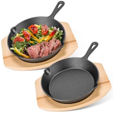 Imagem de Lallisa Conjunto de 2 conjuntos de frigideiras de ferro fundido de 19 cm com base de madeira para cozinha doméstica, churrasqueira, festa, chef, restaurante, serviço de catering